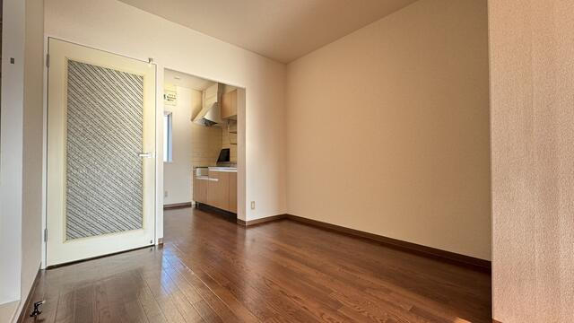サンリバー６の居間・リビング