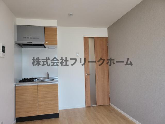 三鷹市牟礼１丁目のアパートの居間・リビング