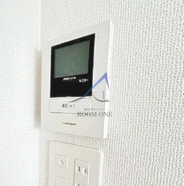 椎野マンションのセキュリティ|モニター付きインターホンです。