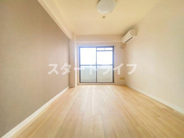 大阪市東淀川区瑞光１丁目の賃貸マンションの居間・リビング