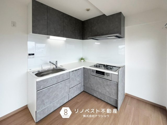 シャンティ―永和のキッチン|作業がしやすいL字型システムキッチン♪
食洗機付きなので、家事の手間が省けますね◎