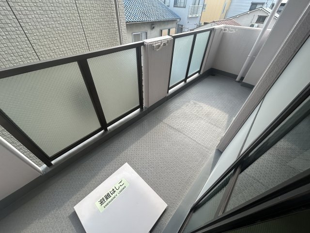セゾン木川のバルコニー