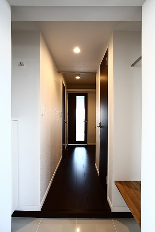 【玄関】 | エンクレスト博多駅東