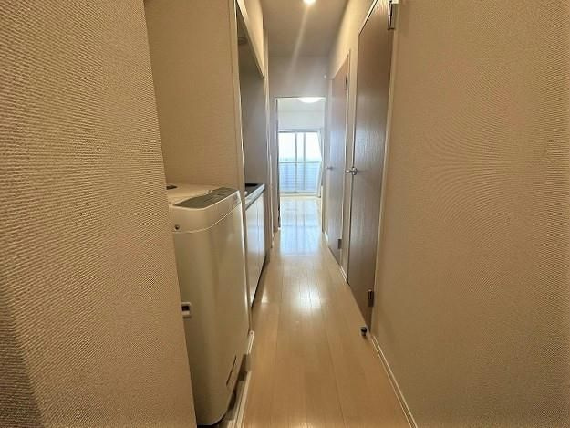 クレイノラ　メゾン根岸の玄関