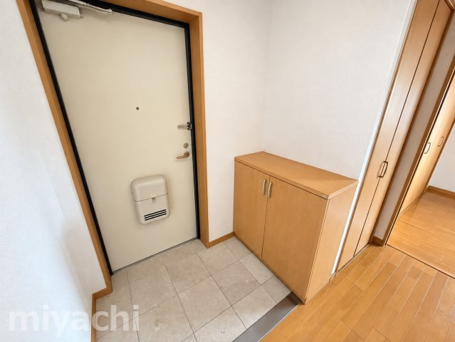 グランジェの玄関