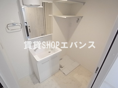 【独立洗面台】 | クオーレ薬円台 | 朝の支度にも助かる、独立の洗髪洗面化粧台