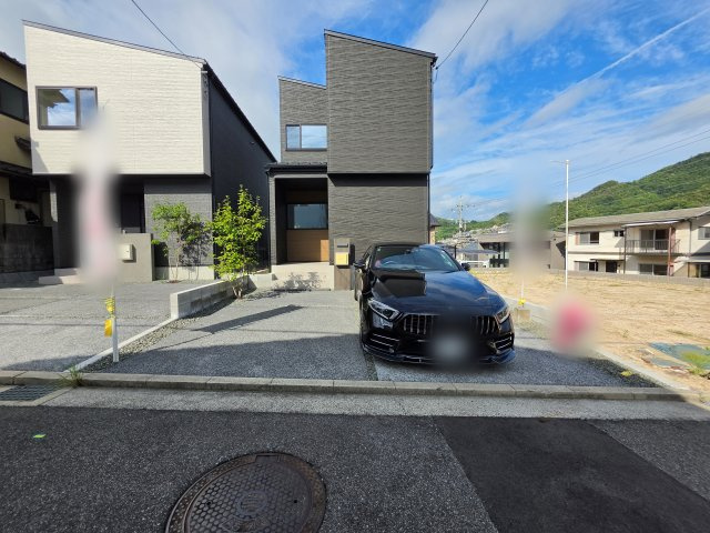 己斐大迫一丁目の駐車場|敷地37坪
駐車2台可能です