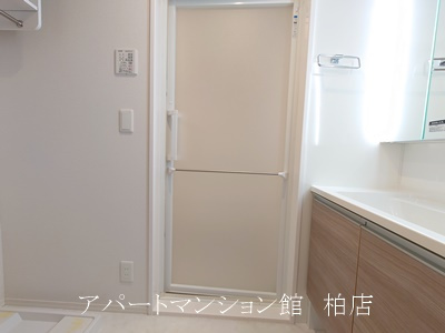 ヴィレオの洗面所|同施工会社、同型タイプです