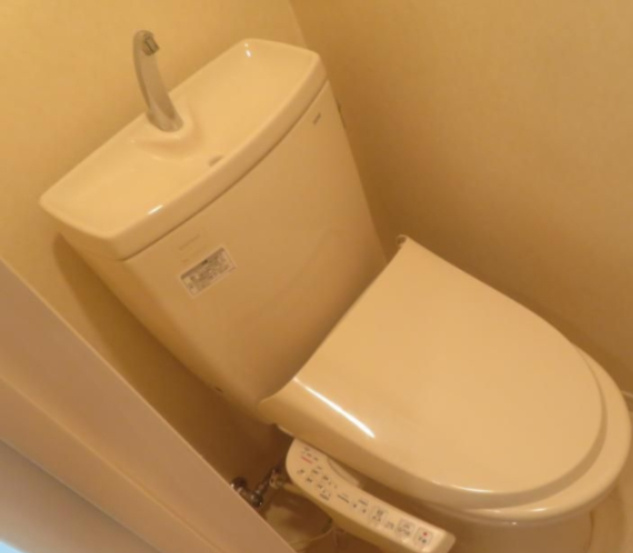 アビタシオン落合のトイレ|
※写真は建物の標準的な設備になります。
現況と異なる場合、現況を優先いたします。