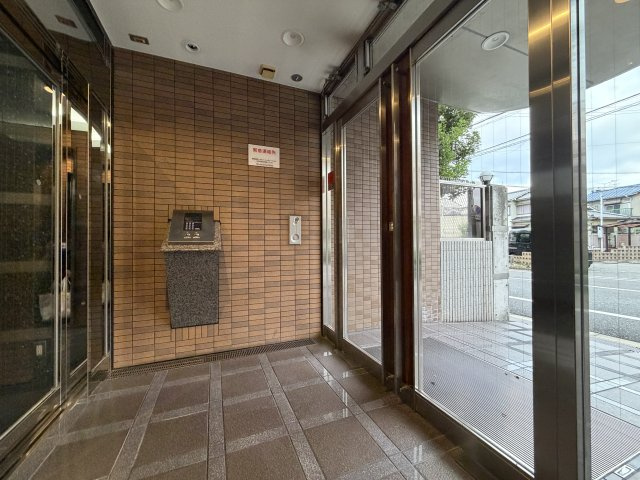 ARCUS ROSAのエントランス