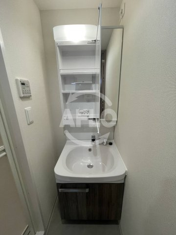 プレサンス海老江ジャルダンの独立洗面台|プレサンス海老江ジャルダン　独立洗面台