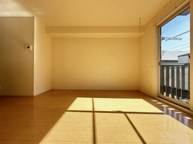 コモド伊勢崎の居間・リビング