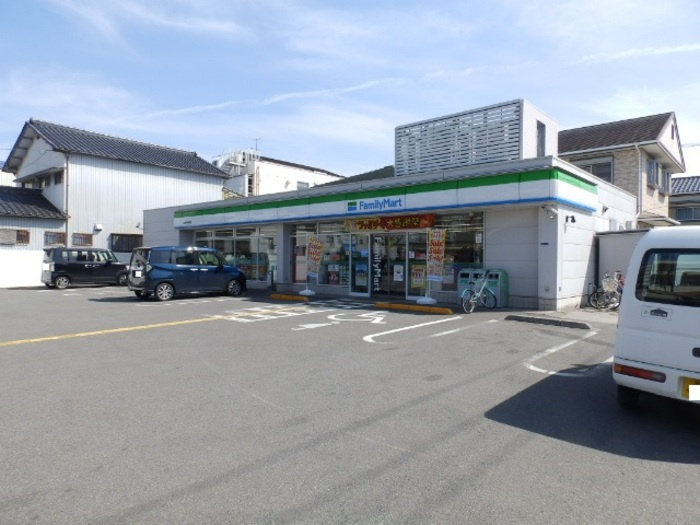 コモド伊勢崎の周辺|ファミリーマート