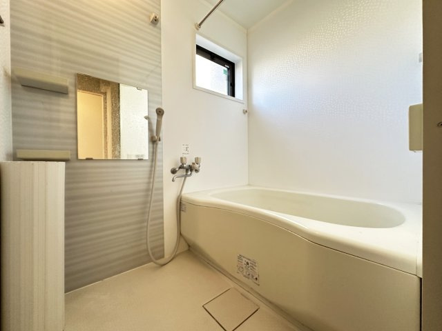 コモド伊勢崎の浴室