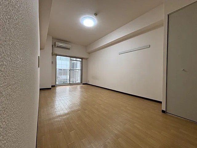 神戸市中央区加納町３丁目の賃貸マンションの居間・リビング