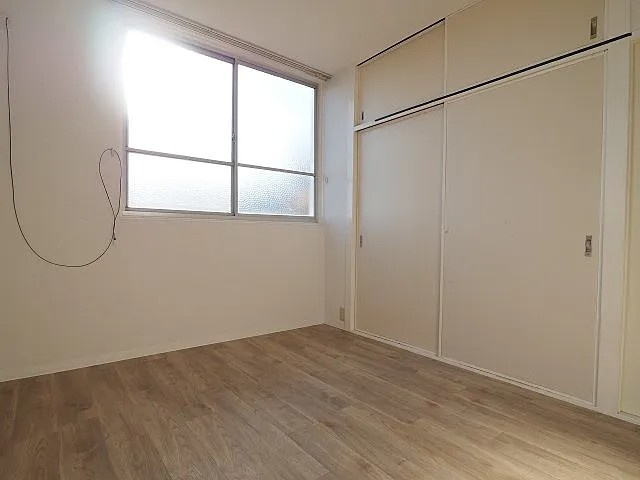 ミドルヴィレッジの居間・リビング