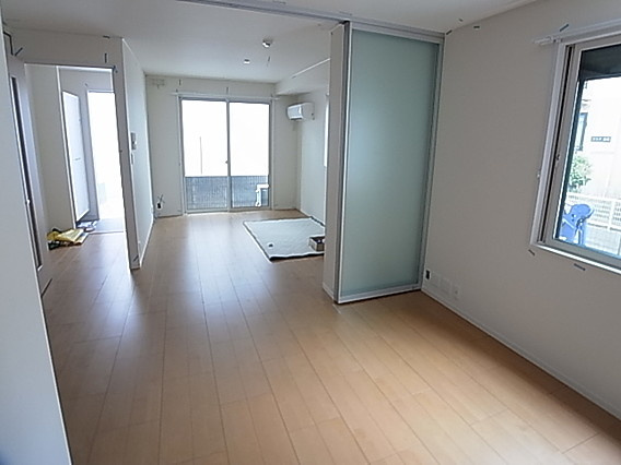 神戸市東灘区魚崎南町７丁目の賃貸マンションの居間・リビング