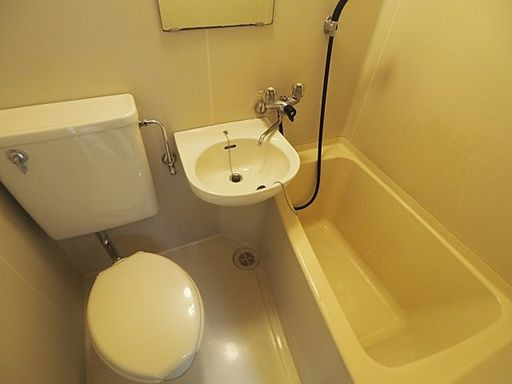神戸市東灘区西岡本５丁目の賃貸マンションの浴室