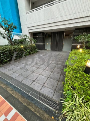【エントランス】 | ガーラ・ステーション菊川