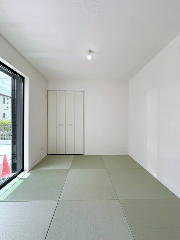 佐伯区美鈴が丘西4丁目の和室|リビングに併設された4.5帖の和室☆