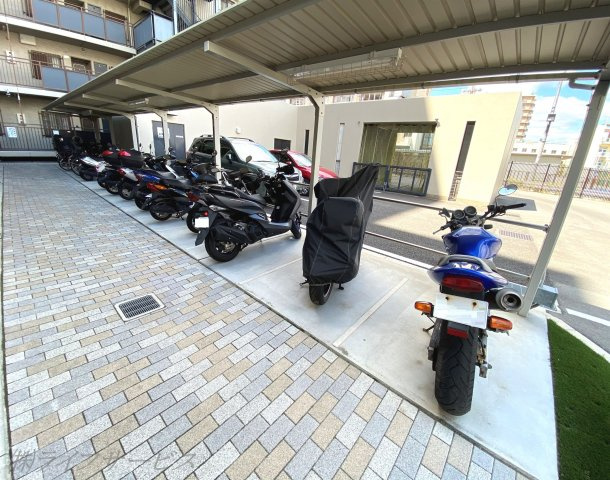 【その他共用部分】 | ファミール北大阪リンクス | バイク置場