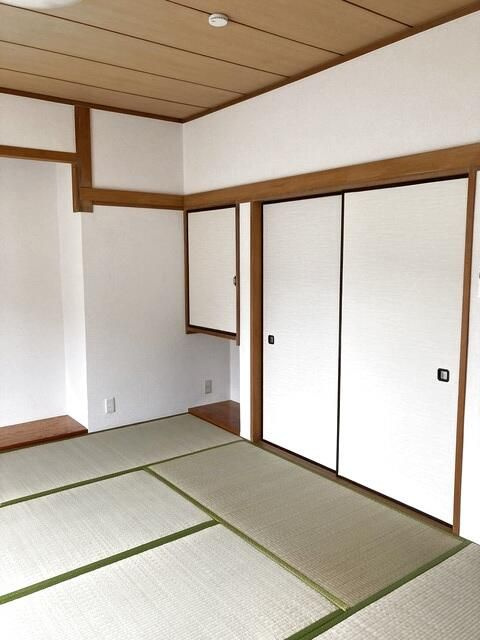 菅田町戸建の寝室