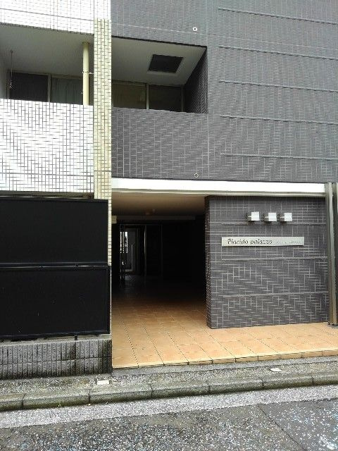 プラシード・パラッツオのエントランス