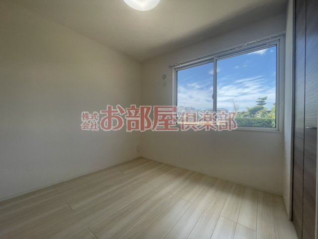 Fontaine和賀1の洋室|反転タイプのお写真です