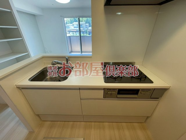 Fontaine和賀1のキッチン|反転タイプのお写真です