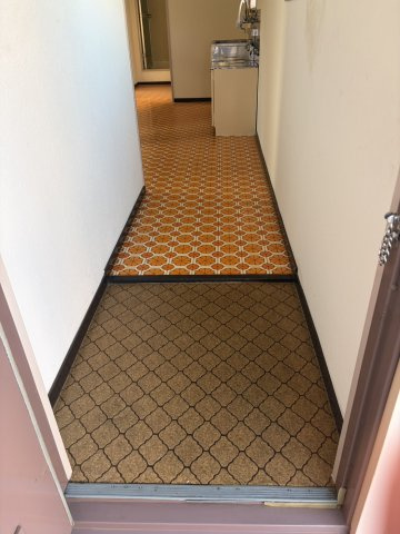 桜ハイムの玄関