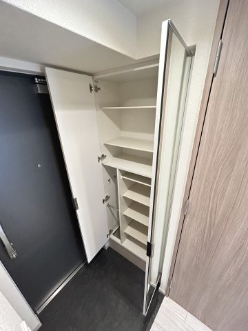 プレサンス四天王寺前夕陽ヶ丘ヴィリードの収納