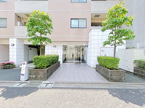 デュオ・スカーラ麹町のエントランス|清潔なエントランスです