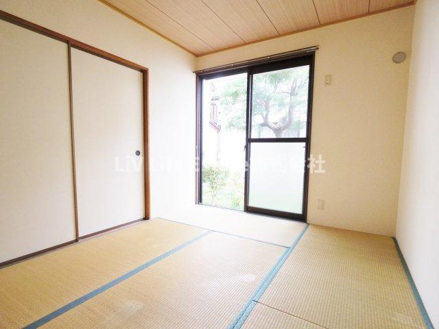 ヴィラあかねFの和室