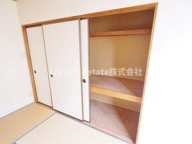 ヴィラあかねFの収納