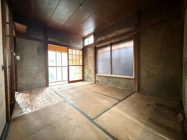 ～商業施設や公園が整う場所～　埼玉県ふじみ野市亀久保　の和室|2面採光の和室で風通りが良く心地よい空間で過ごせます