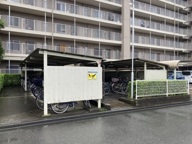 日商岩井北浦和マンションB棟の駐輪場|駐輪場
