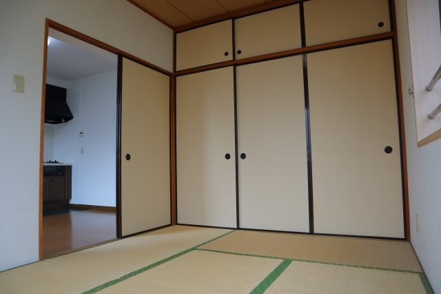 ヒュース板橋本町の和室|趣のある和室です