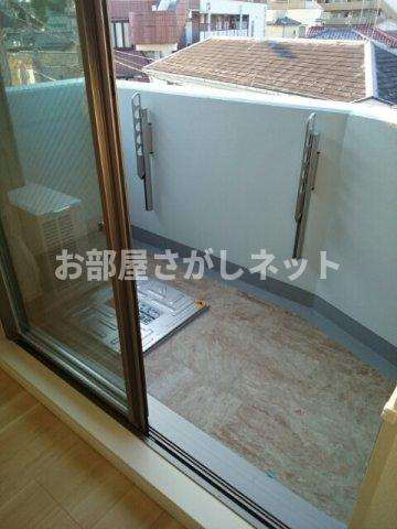 ビレッジ　アップ　渋谷の周辺|ファミリーマート幡ヶ谷本町店まで30m