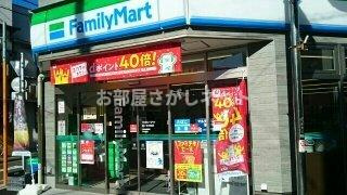 ビレッジ　アップ　渋谷【おとり物件なし】の周辺|ファミリーマート幡ヶ谷本町店まで30m