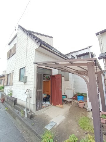 西岩田４丁目貸家の駐車場