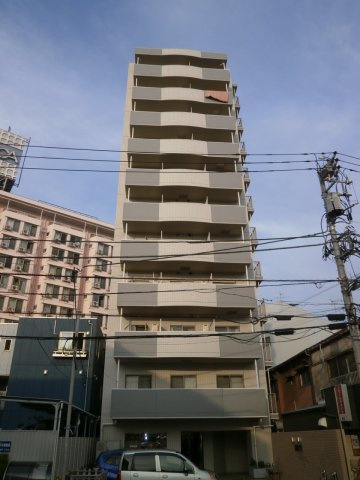 ユリカロゼ西新井駅前の外観