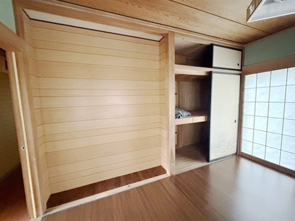 細江町中川戸建ての収納