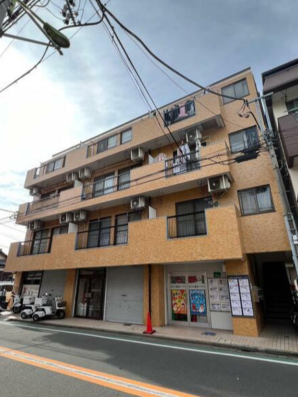 世田谷区南烏山４丁目の賃貸マンションの外観