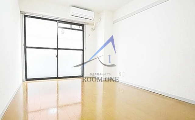 Ｂｅｉｔ　Ｓｈａｌｏｍの居間・リビング|洋室のお部屋です。