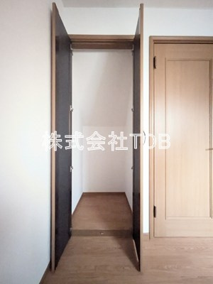 【内装】 | 方南1丁目戸建て | 1階6帖収納