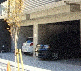 EL VIENT EARTH SUMIDA−AZUMAの駐車場