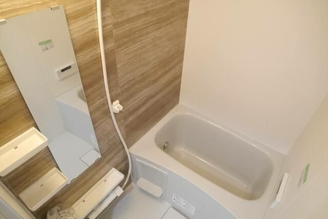 グランソレーユ横浜鶴見の浴室