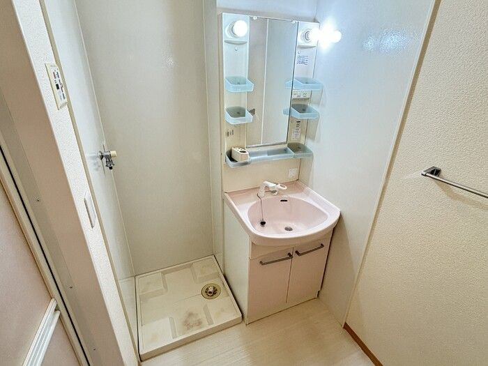山手ヒルズ　壱番館の洗面所