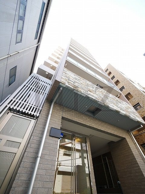 エストゥルース横濱吉野町の外観