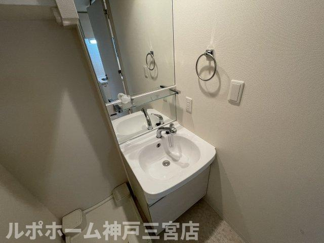 プレサンスKOBEアモーレの洗面所